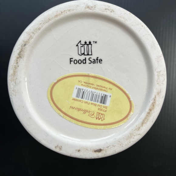 SMALL CERAMIC BLUE FISH CANISTER HOME DECOR - Picture 11 of 13